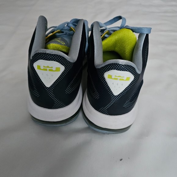 NIKE Lebron 9 Low "Obsidian/Cyber" Basketball Shoe Sneakers Size US 8 - Picture 14 of 16